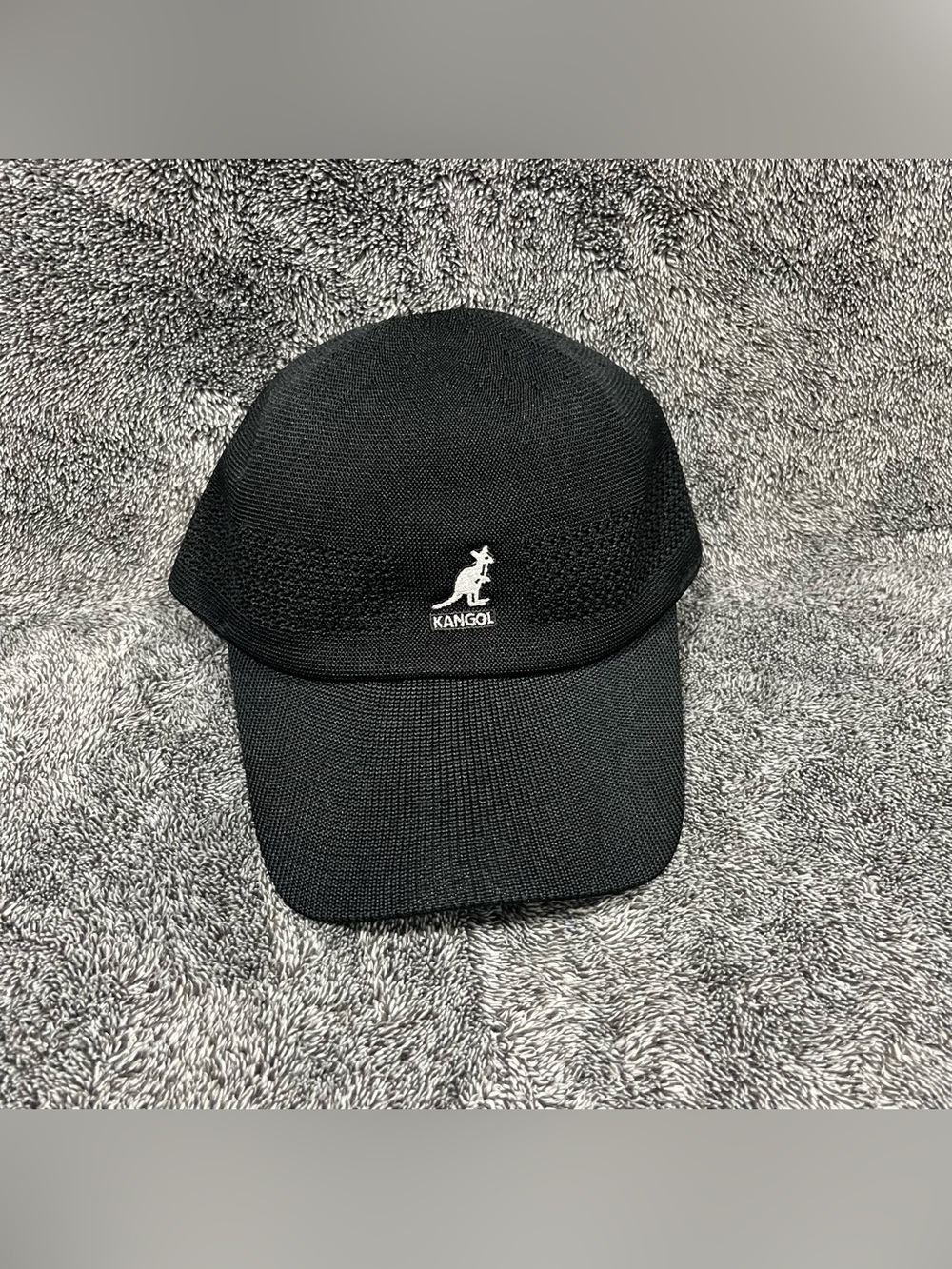 Kangol Tropic Ventair Spacecap in black for men size Large